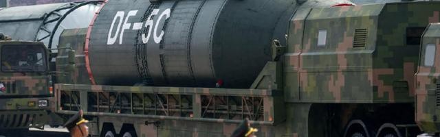 九三阅兵结束，岛内情绪高涨，美防长对华服软！赖清德还在嘴硬