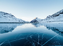 北京国安赛前踩场训练：张玉宁、恩加德乌跟队训练，主帅参与其中